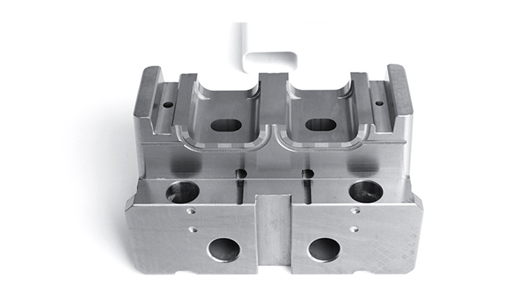 精密塑料模具.jpg 精密塑料模具.jpg