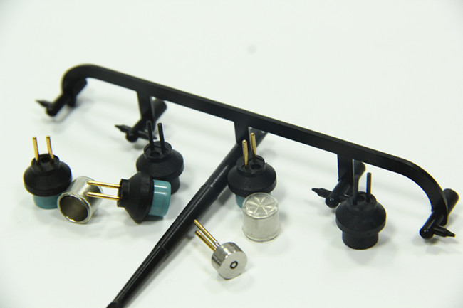 天津客戶第四套復(fù)制模具找深圳鴻凱運提供優(yōu)化方案 天津客戶第四套復(fù)制模具找深圳鴻凱運提供優(yōu)化方案