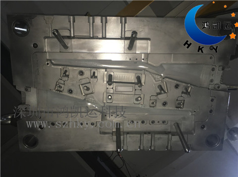 獵槍槍桿塑膠模具 獵槍槍桿塑膠模具